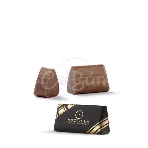 P.Giandujot. Ciocolată cu lapte și Nocciola Gianduja fără zahăr adăugat - 100 g